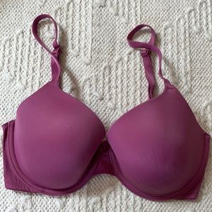 Victoria's Secret Lightly Lined T-Shirt Bra